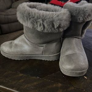 Womens 8.5 boots